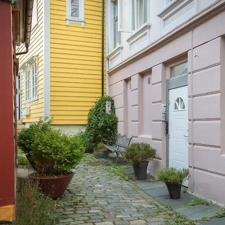 아파트 Cosy Flat In Historical Lane 베르겐