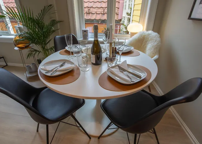 Cosy Flat In Historical Lane Apartment *