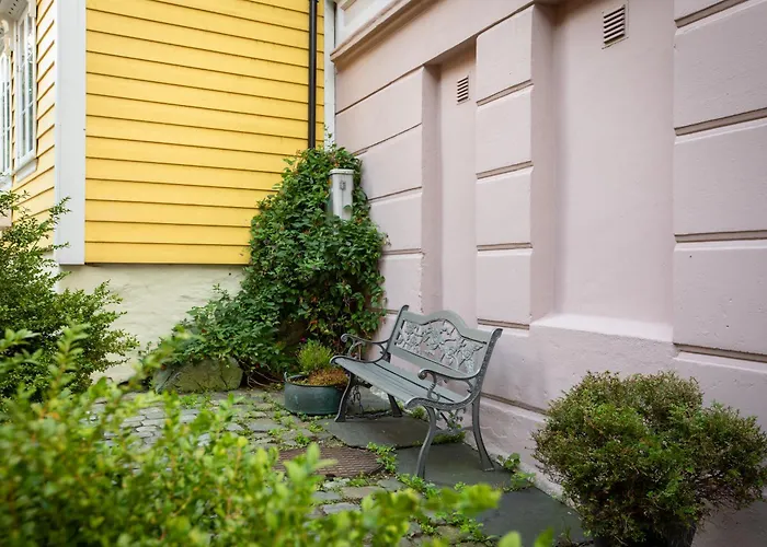 Cosy Flat In Historical Lane *